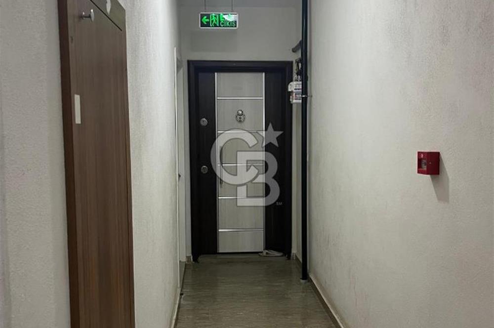 Pendik Sülüntepe'de Ebeveyn Banyolu, Geniş Satılık 2+1 Daire