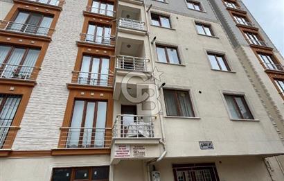 Pendik Sülüntepe'de Ebeveyn Banyolu, Geniş Satılık 2+1 Daire