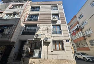 İzmir Bozyaka Bahar Mahallesinde Satılık Bakımlı Daire