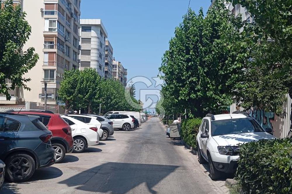 Alsancak Mustafa Enver Bey Cad. Devren Kiralık Cafe Restorant