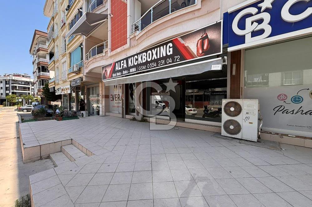 GAZİEMİRDE BELEDİYE ARKASINDA CADDEYE 7 M CEPHELİ SATILIK DÜKKAN