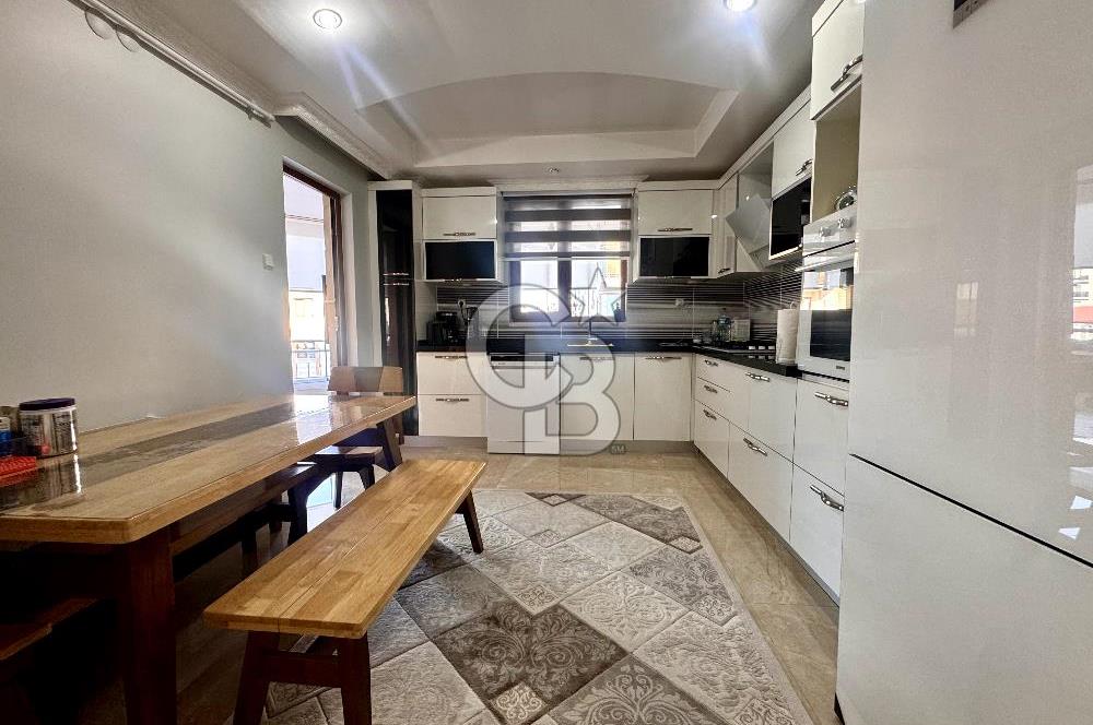 Atakent'in Kalbinde Sahil ve Tramvay Arasında Geniş 3+1 Daire