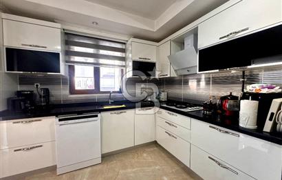 Atakent'in Kalbinde Sahil ve Tramvay Arasında Geniş 3+1 Daire