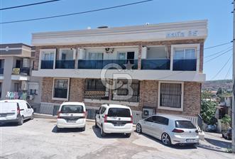 İzmir Buca Dumlupınar'da Satılık Kiracılı 2+1 83m² Daire CB PH