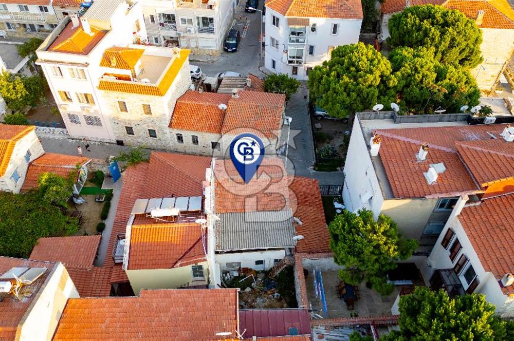 Eski Foça İsmetpaşa Mah. 2 Adet Satılık Taş Ev