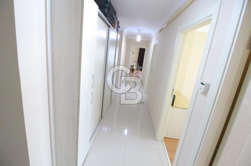 Gazi Mahallesinde 140 m2 Mükemmel Konumda 3+1 Satılık Daire