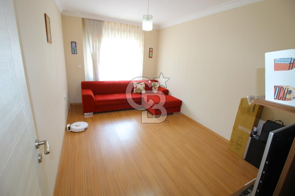 Gazi Mahallesinde 140 m2 Mükemmel Konumda 3+1 Satılık Daire