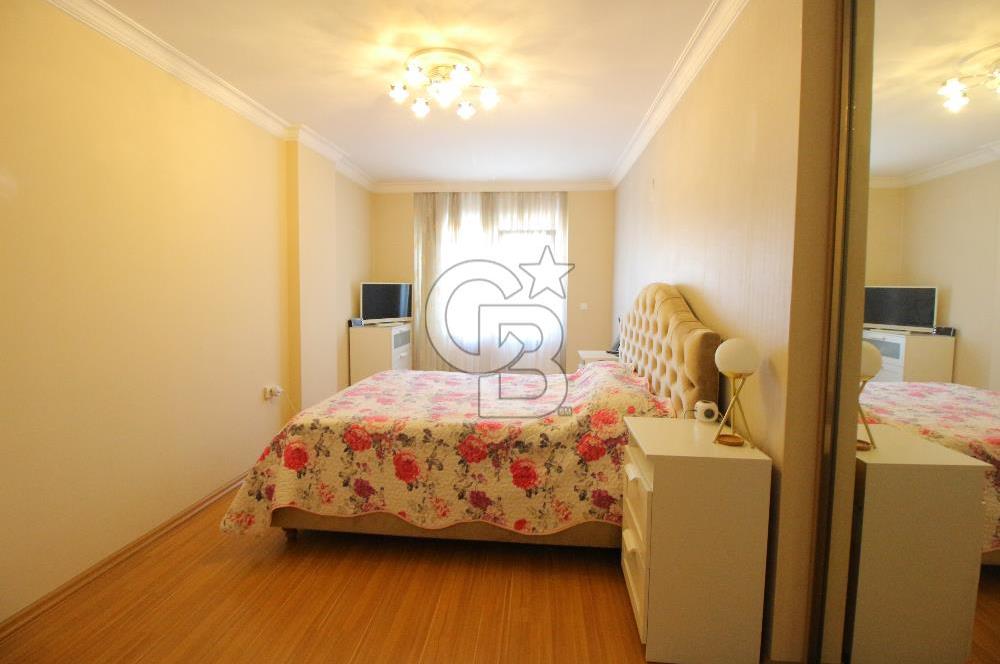Gazi Mahallesinde 140 m2 Mükemmel Konumda 3+1 Satılık Daire