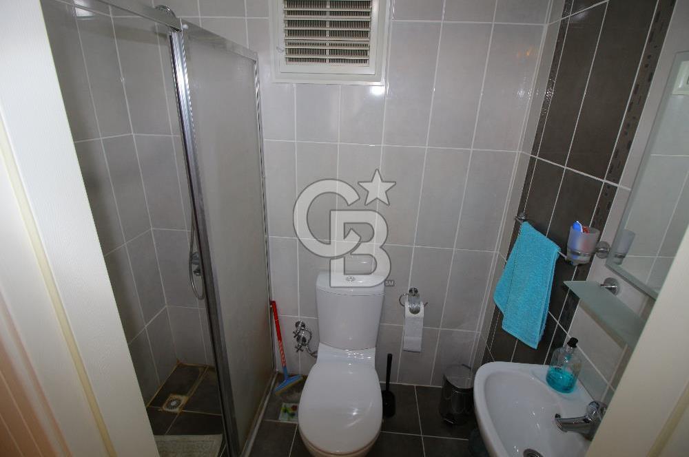 Gazi Mahallesinde 140 m2 Mükemmel Konumda 3+1 Satılık Daire