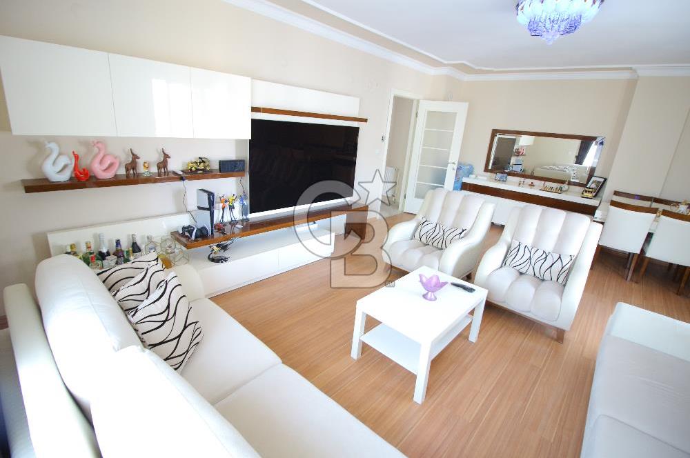 Gazi Mahallesinde 140 m2 Mükemmel Konumda 3+1 Satılık Daire