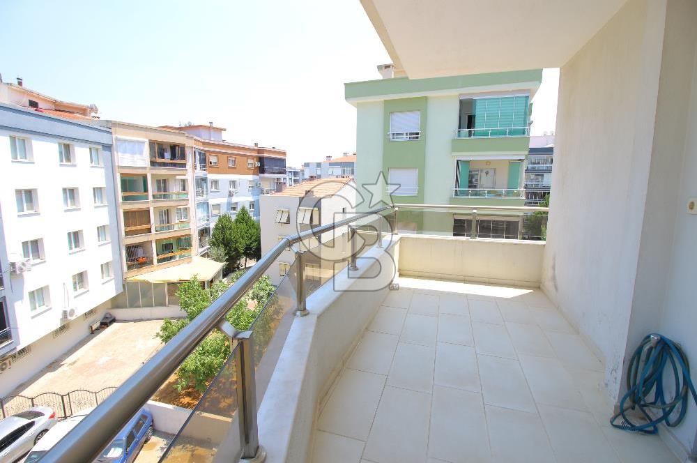 Gazi Mahallesinde 140 m2 Mükemmel Konumda 3+1 Satılık Daire
