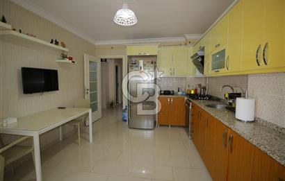 Gazi Mahallesinde 140 m2 Mükemmel Konumda 3+1 Satılık Daire