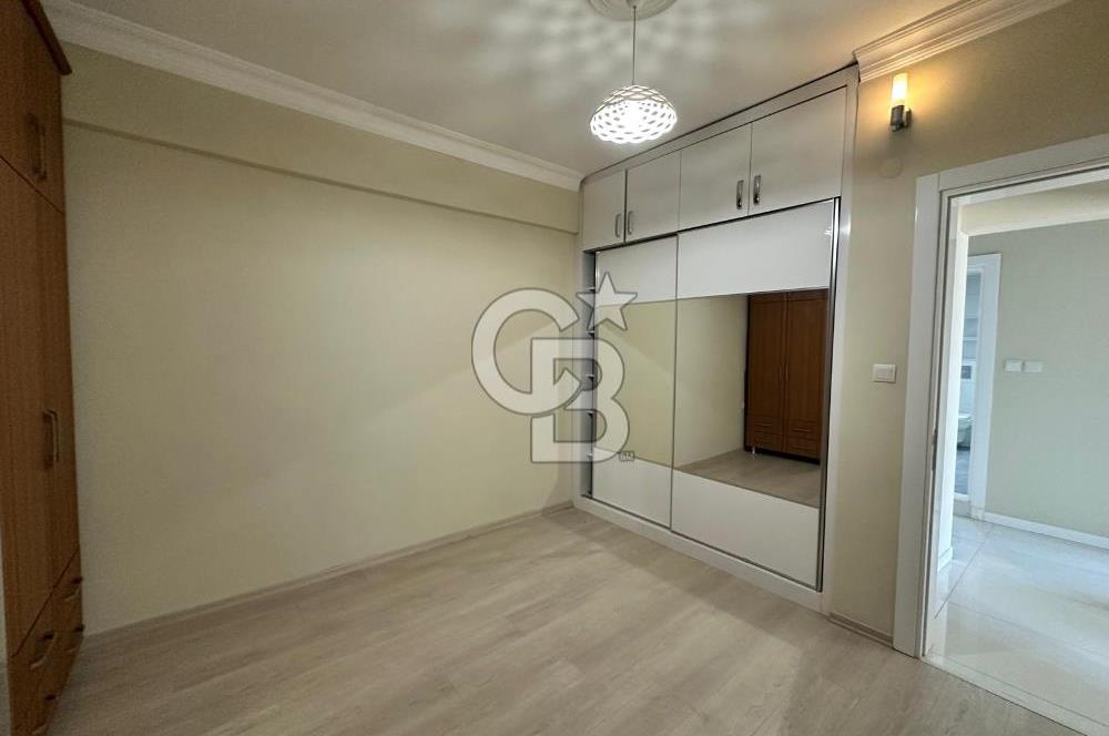 Foça Hacıveli Mah. Ana Cadde Üzerinde Kiralık 3+1 Daire