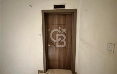 Foça Hacıveli Mah. Ana Cadde Üzerinde Kiralık 3+1 Daire