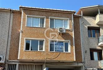 Foça Hacıveli Mah. Ana Cadde Üzerinde Kiralık 3+1 Daire