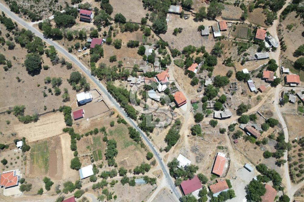 ÇANAKKALE MERKEZ SALİHLER KÖYÜNDE SATILIK KÖY İÇİ İMARLI ARSA