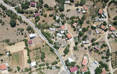 ÇANAKKALE MERKEZ SALİHLER KÖYÜNDE SATILIK KÖY İÇİ İMARLI ARSA