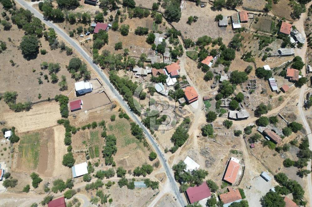 ÇANAKKALE MERKEZ SALİHLER KÖYÜNDE SATILIK KÖY İÇİ İMARLI ARSA