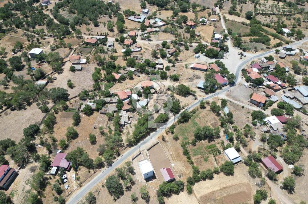 ÇANAKKALE MERKEZ SALİHLER KÖYÜNDE SATILIK KÖY İÇİ İMARLI ARSA