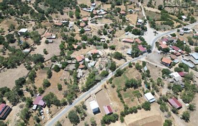 ÇANAKKALE MERKEZ SALİHLER KÖYÜNDE SATILIK KÖY İÇİ İMARLI ARSA