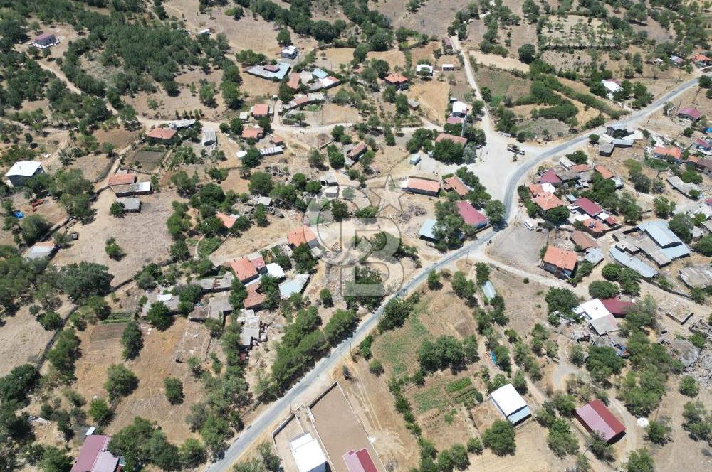 ÇANAKKALE MERKEZ SALİHLER KÖYÜNDE SATILIK KÖY İÇİ İMARLI ARSA