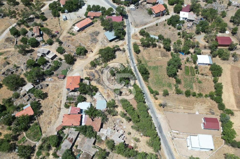 ÇANAKKALE MERKEZ SALİHLER KÖYÜNDE SATILIK KÖY İÇİ İMARLI ARSA