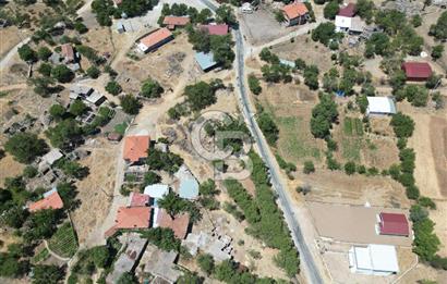 ÇANAKKALE MERKEZ SALİHLER KÖYÜNDE SATILIK KÖY İÇİ İMARLI ARSA