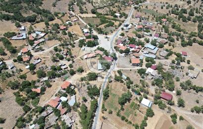 ÇANAKKALE MERKEZ SALİHLER KÖYÜNDE SATILIK KÖY İÇİ İMARLI ARSA