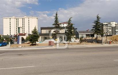 YENİ BAĞLICA'DA MERKEZİ KONUMDA CADDE ÜZERİ SATILIK VİLLA 
