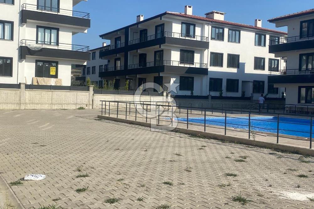 YALOVA ALTINOVA KAYTAZDERE LÜKS HAVUZLU SİTEDE 95 M2 2+1 DAİRE