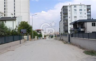YENİ BAĞLICA'DA MERKEZİ KONUMDA CADDE ÜZERİ SATILIK VİLLA 