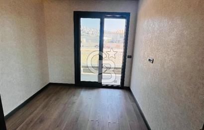 Güzelbahçe Yunusoğlu Sahil Sitesi’nde Modern 1+1