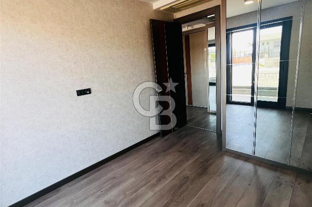 Güzelbahçe Yunusoğlu Sahil Sitesi’nde Modern 1+1