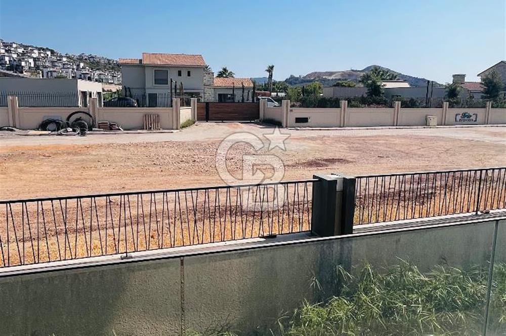 Güzelbahçe Yunusoğlu Sahil Sitesi’nde Modern 1+1