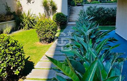Güzelbahçe Yunusoğlu Sahil Sitesi’nde Modern 1+1