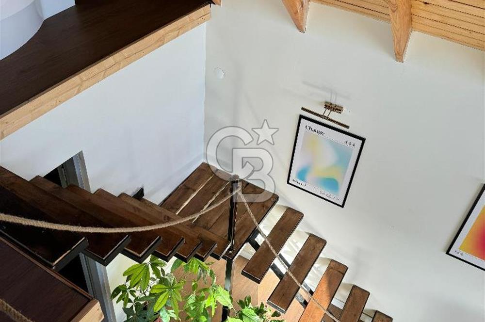 KEMALPAŞA'DA EŞSİZ LOFT VİLLA
