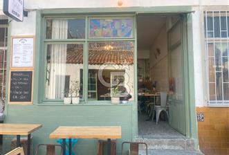 AYVALIK MERKEZDE 20 M² DÜKKAN
