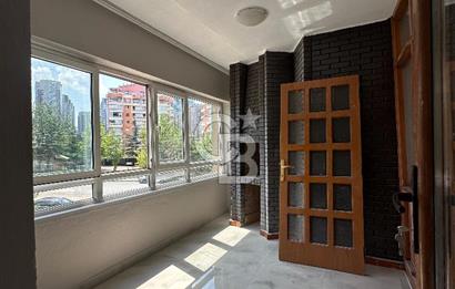 TRT Karşısı Yeni Tadilatlı 4+1 Kiralık Daire