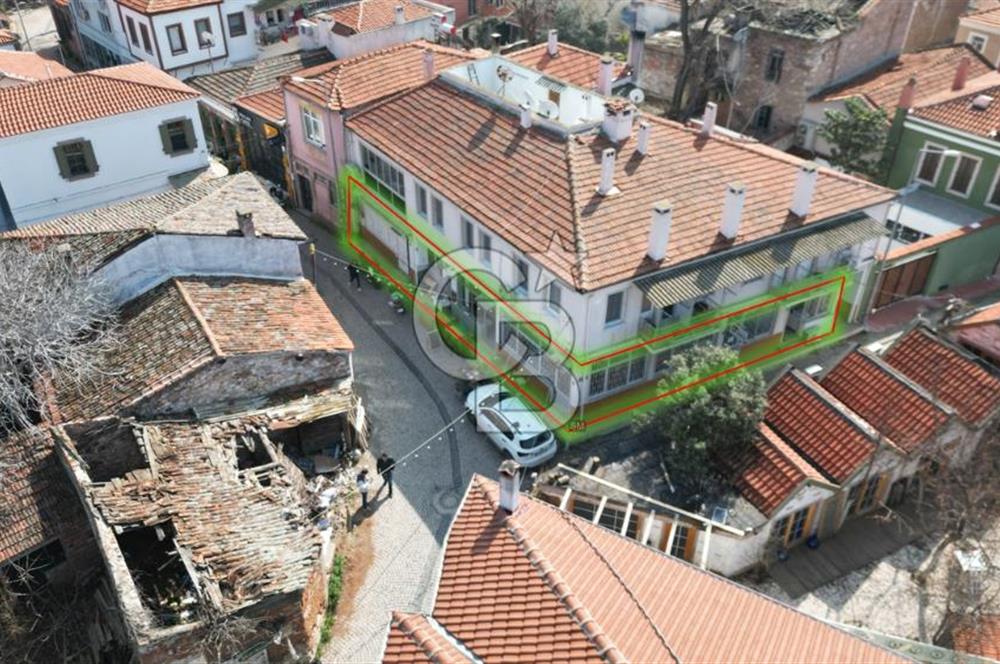 AYVALIK MERKEZDE 44 M² DÜKKAN