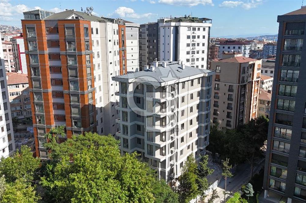BOSTANCIDA   SATILIK  2+1  7.KAT ALİ NİHAT TARLAN CADDESİNDE