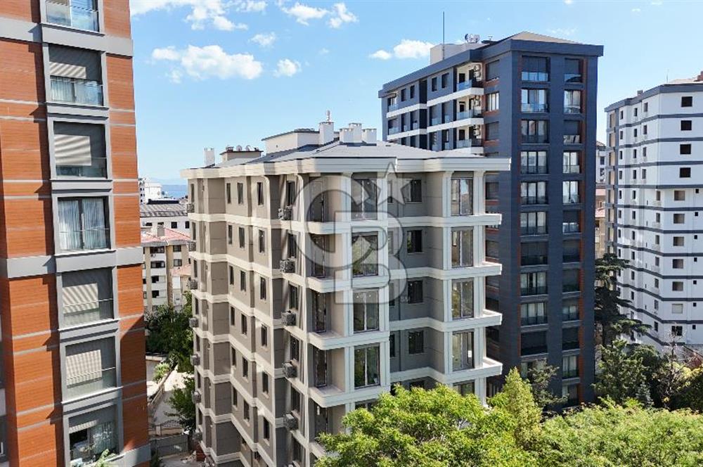 BOSTANCIDA   SATILIK  2+1  7.KAT ALİ NİHAT TARLAN CADDESİNDE