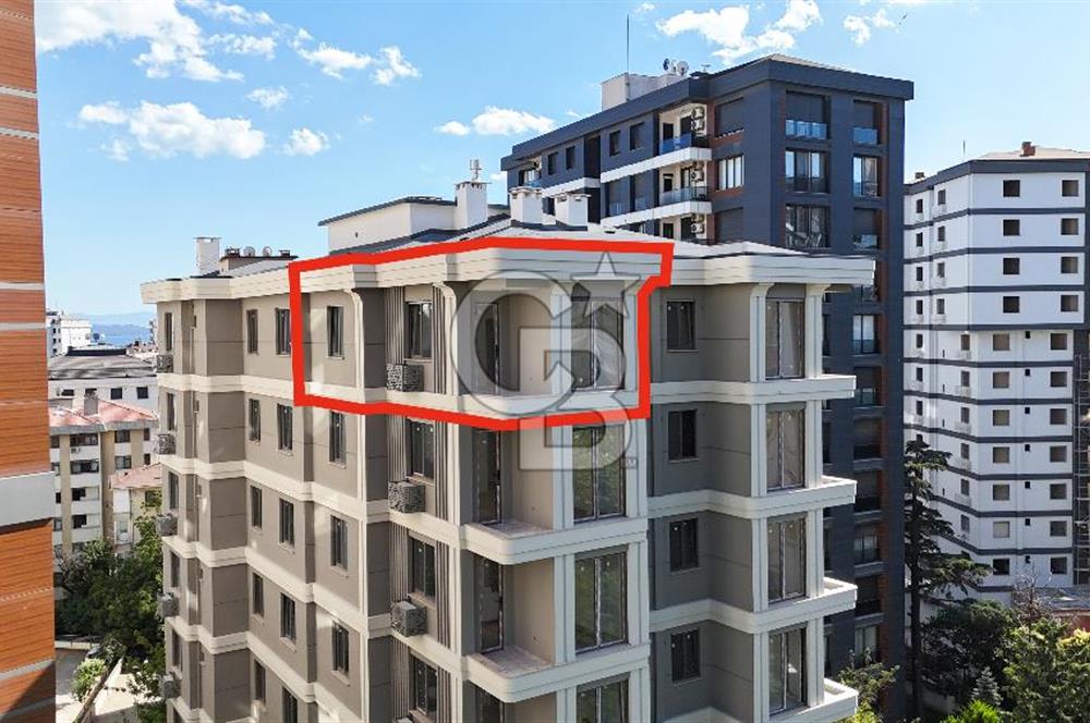BOSTANCIDA   SATILIK  2+1  7.KAT ALİ NİHAT TARLAN CADDESİNDE