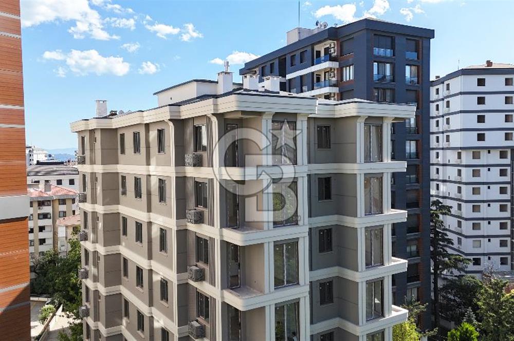 BOSTANCIDA   SATILIK  2+1  7.KAT ALİ NİHAT TARLAN CADDESİNDE