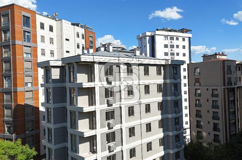 BOSTANCIDA   SATILIK  2+1  7.KAT ALİ NİHAT TARLAN CADDESİNDE