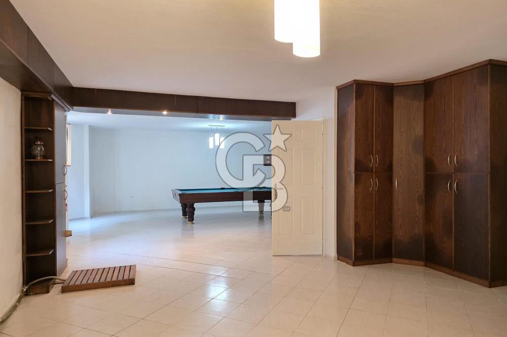 ÇAMLIGÖL SİTESİNDE GENİŞ BAHÇELİ SATILIK TRİPLEX VİLLA 