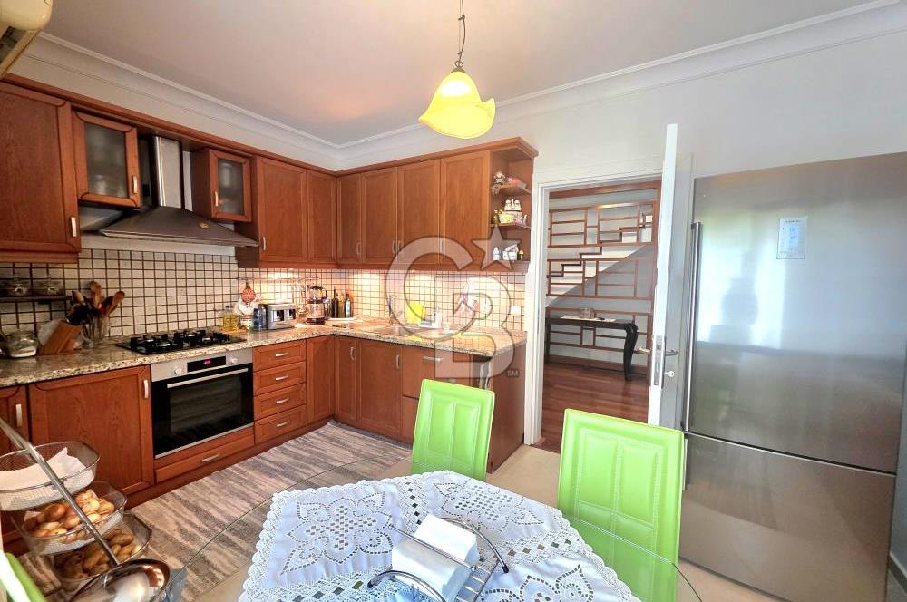 ÇAMLIGÖL SİTESİNDE GENİŞ BAHÇELİ SATILIK TRİPLEX VİLLA 