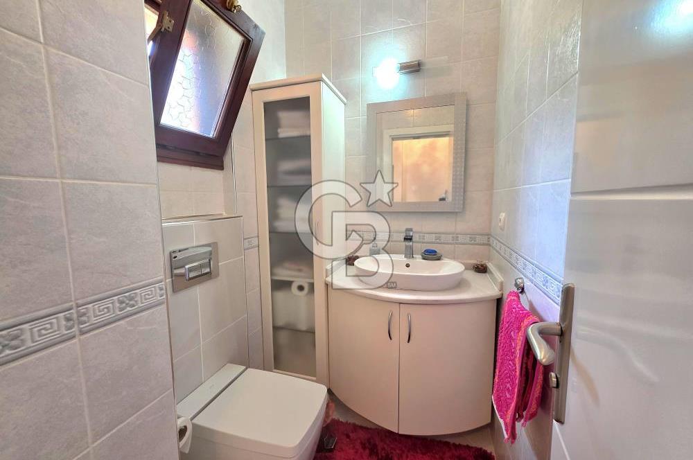 ÇAMLIGÖL SİTESİNDE GENİŞ BAHÇELİ SATILIK TRİPLEX VİLLA 