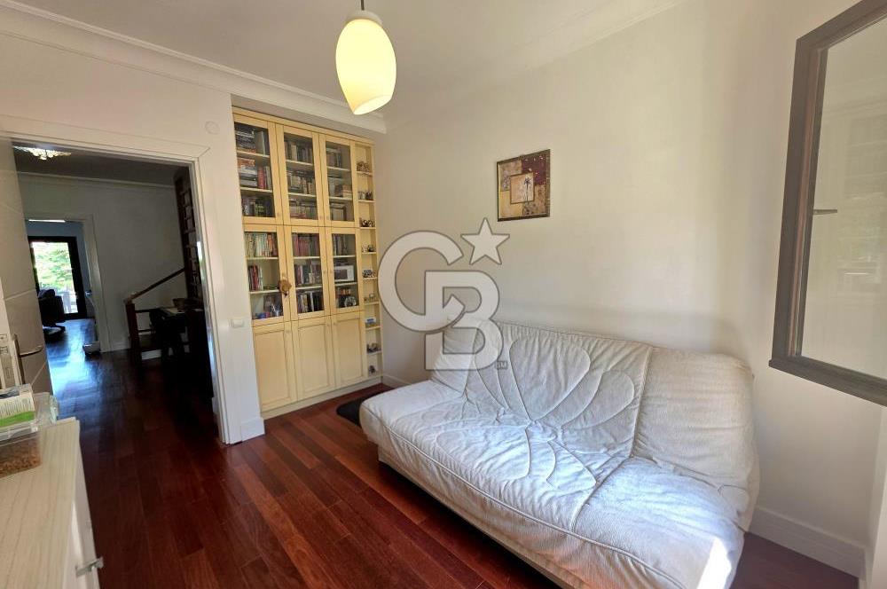 ÇAMLIGÖL SİTESİNDE GENİŞ BAHÇELİ SATILIK TRİPLEX VİLLA 