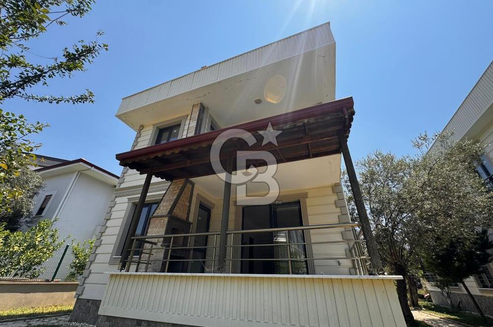EDREMİT GÜREDE SİTE İÇİNDE DENİZE YÜRÜME MESAFESİNDE 3+1 VİLLA