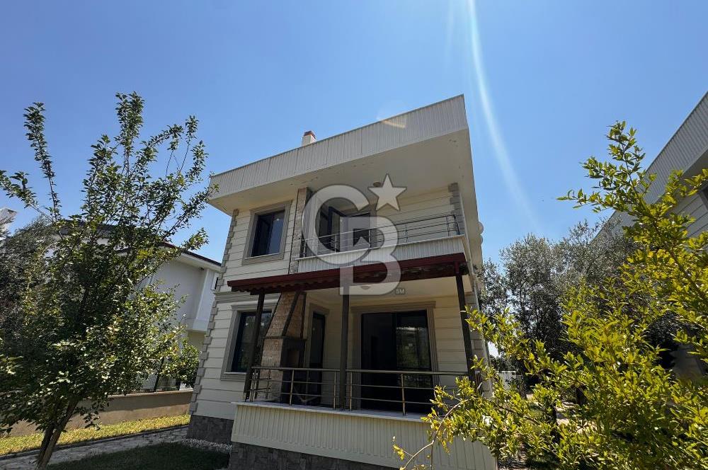 EDREMİT GÜREDE SİTE İÇİNDE DENİZE YÜRÜME MESAFESİNDE 3+1 VİLLA